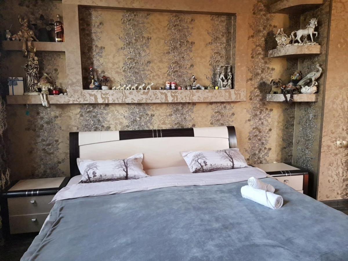 Гостевой Дом Поти Apartment ภายนอก รูปภาพ
