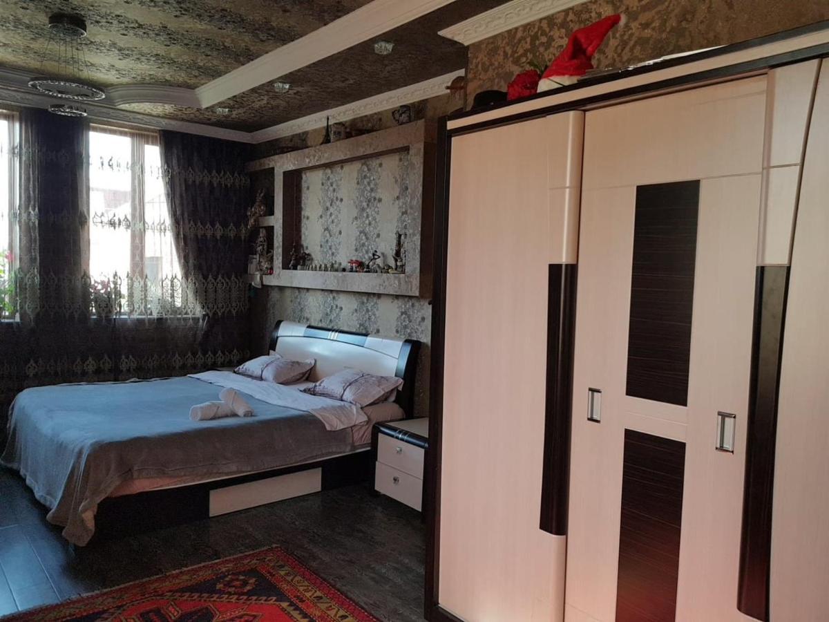 Гостевой Дом Поти Apartment ภายนอก รูปภาพ