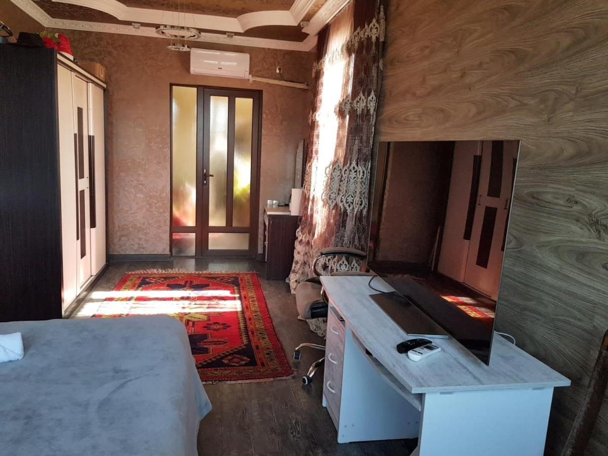 Гостевой Дом Поти Apartment ภายนอก รูปภาพ