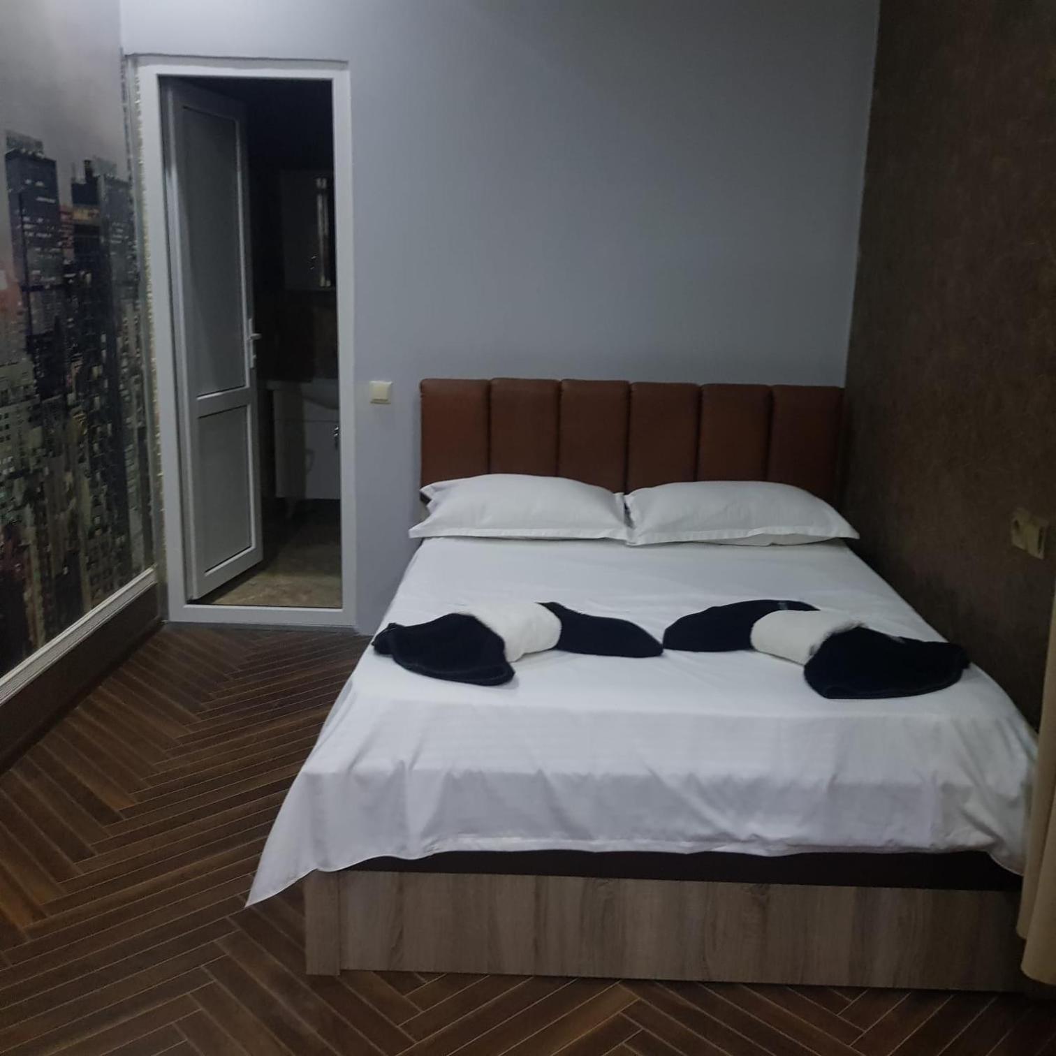 Гостевой Дом Поти Apartment ภายนอก รูปภาพ